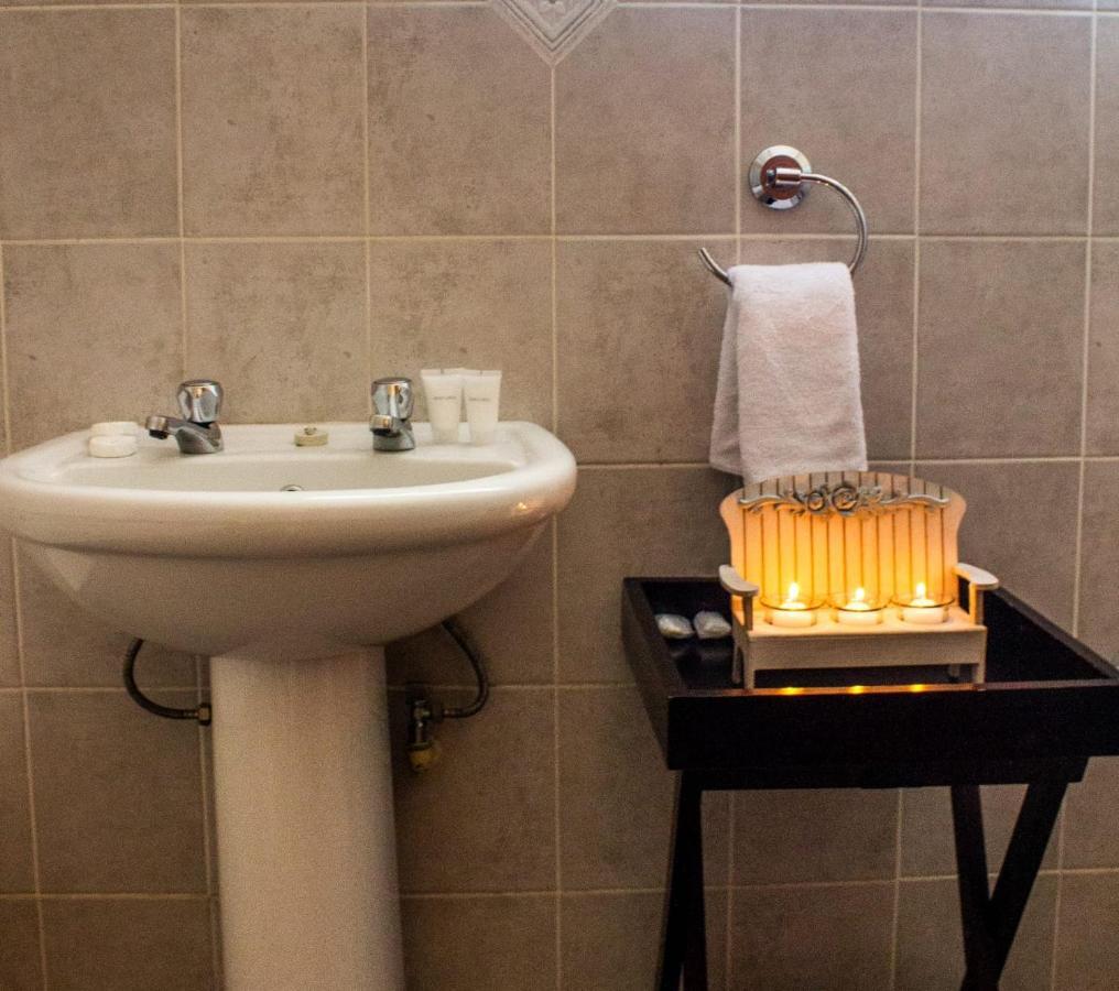 Faces Guesthouse Витлеем Екстериор снимка