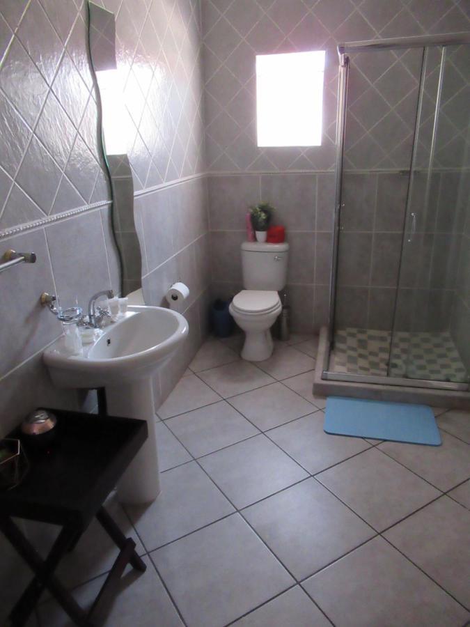 Faces Guesthouse Витлеем Екстериор снимка