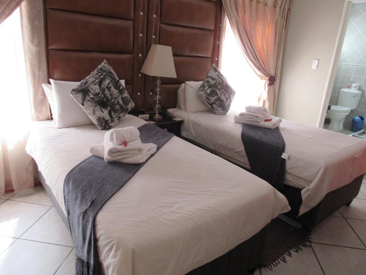 Faces Guesthouse Витлеем Екстериор снимка